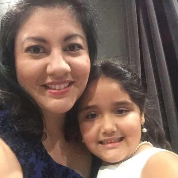 Meet your Posher, Sonia - Picture 1 of 1